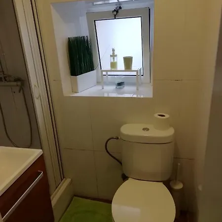 Apartment Cosy At Madragoa Lissabon